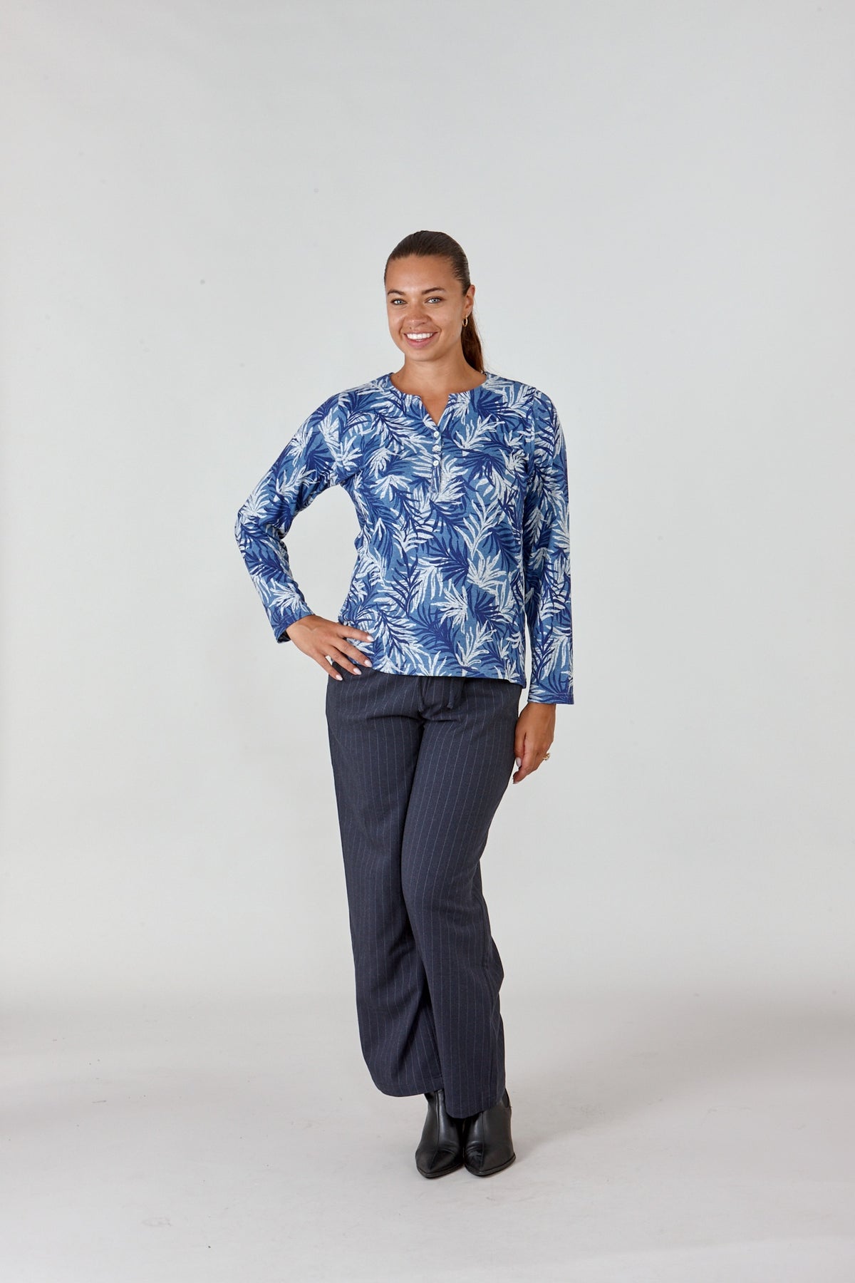 Wool Touch Leaves Printed Notch Collar Top