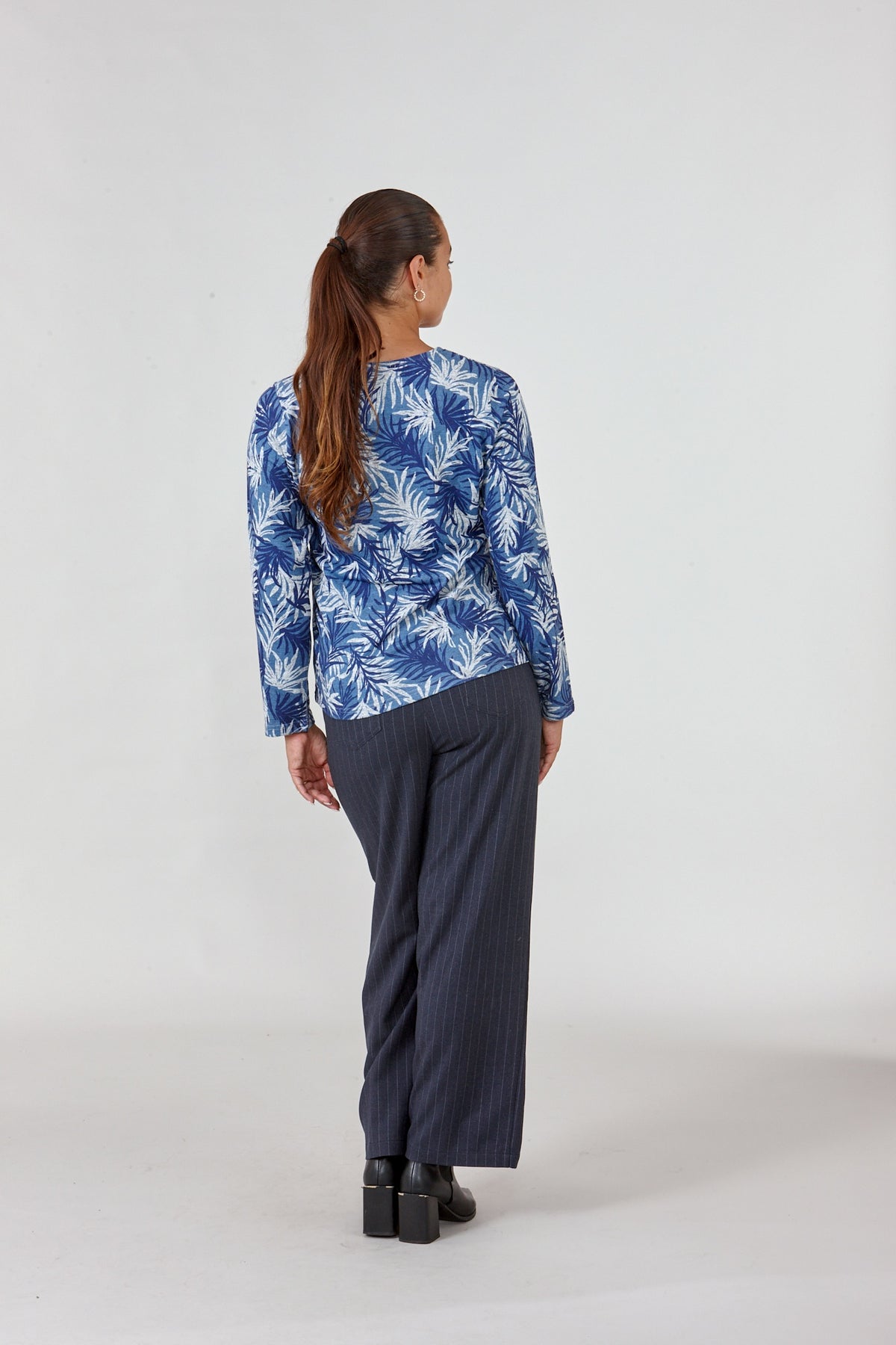 Wool Touch Leaves Printed Notch Collar Top